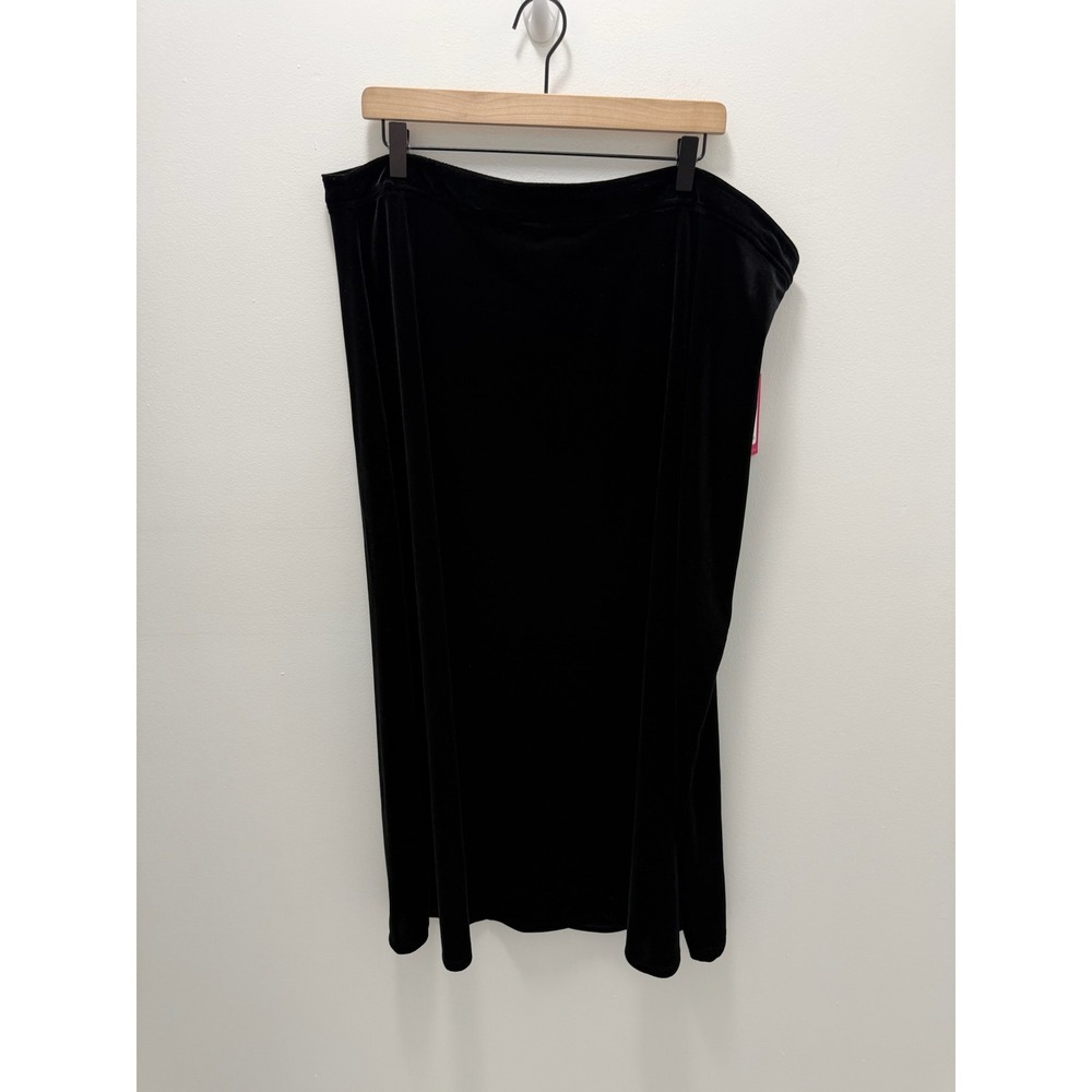 Vince Camuto Black Velvet Midi Skirt Size 2X Rich Black